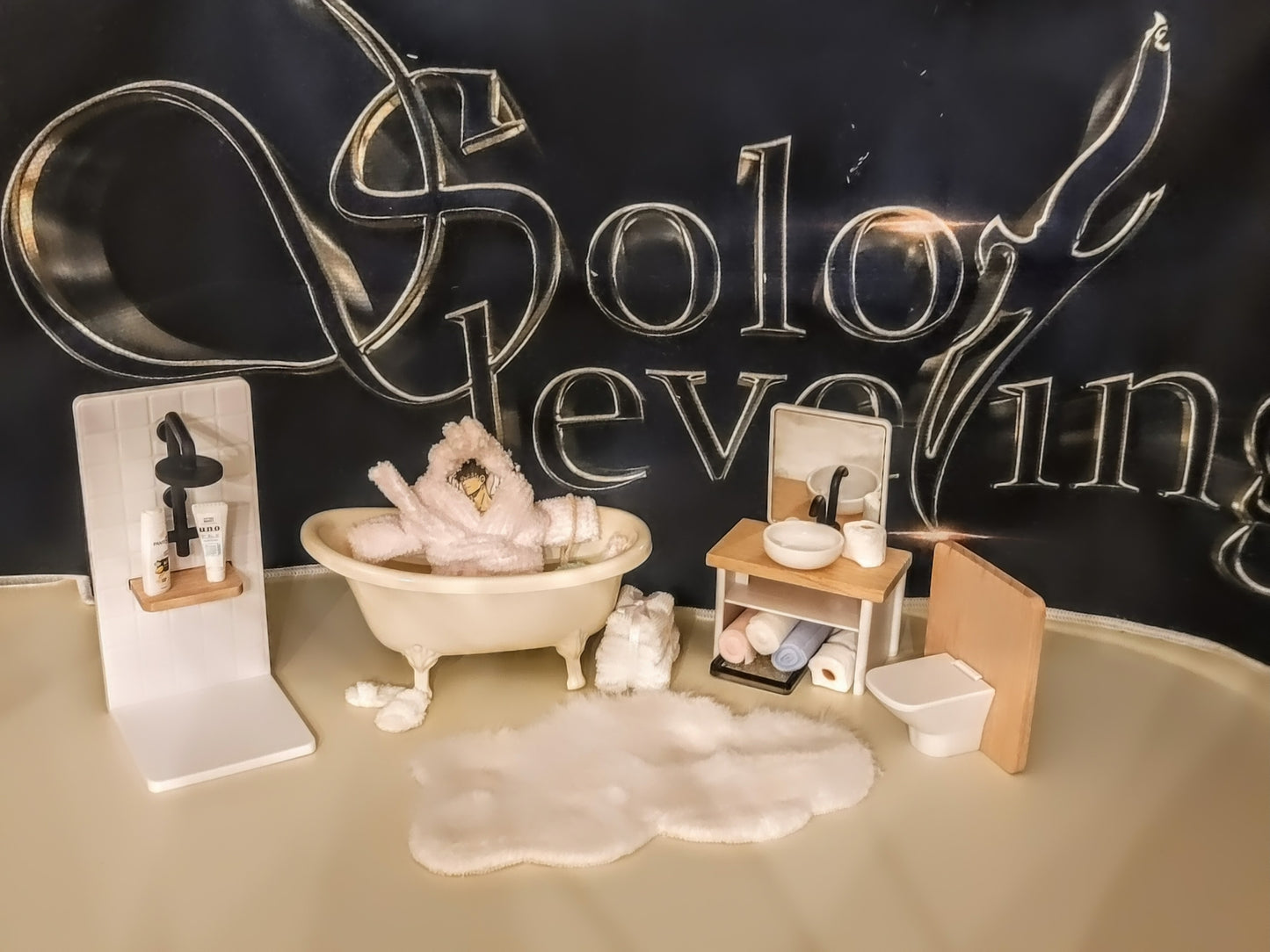 Shadow Monarch (18+)